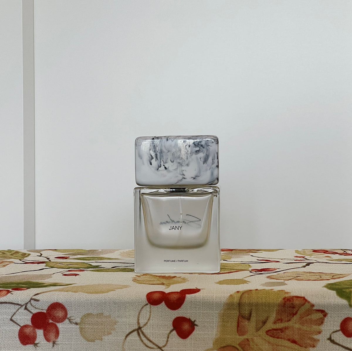 Empty Perfume Bottles for Display & Decor